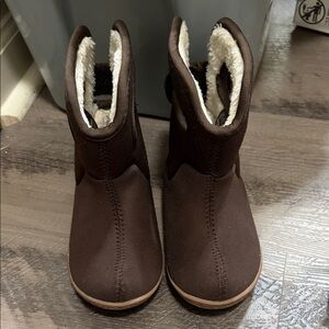Bogs Brown Fleece-Lined Footwear